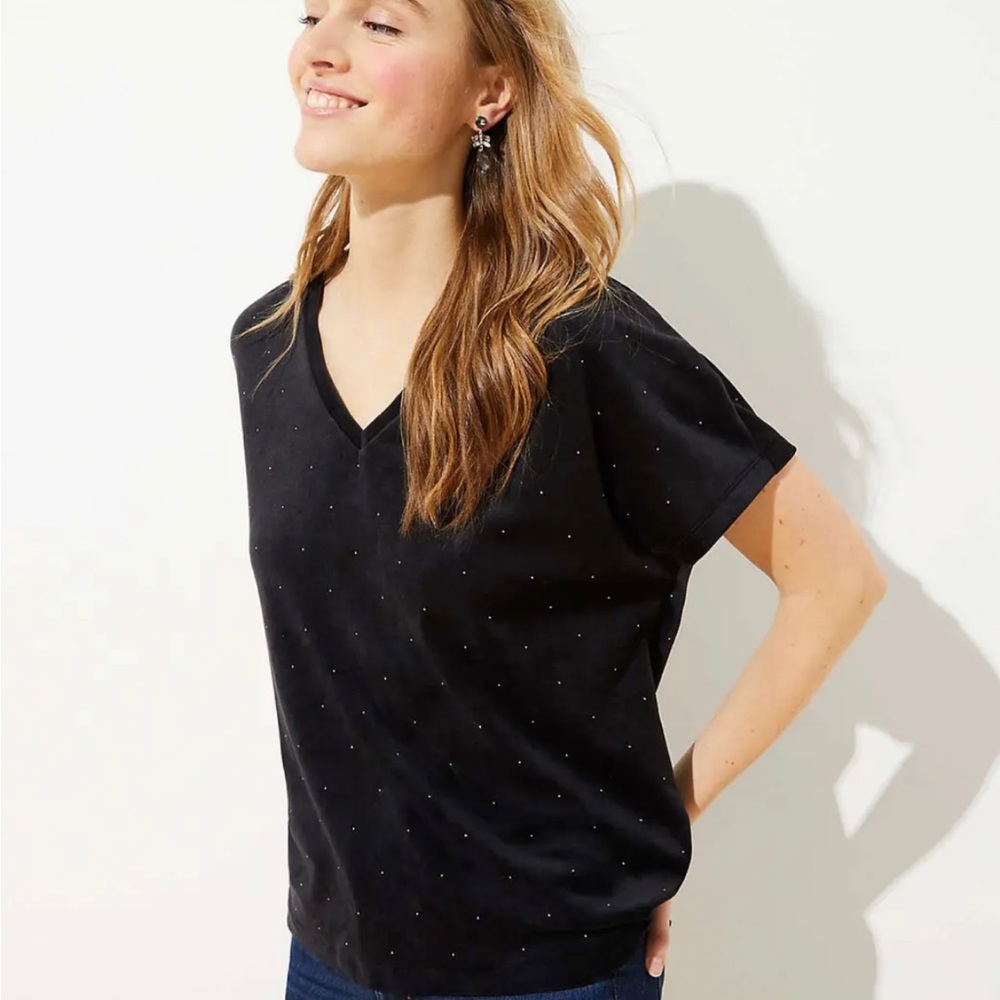 ANN TAYLOR Loft NWT Black Velvet Studded V-Neck Top